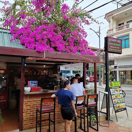 Soben Cafe Guesthouse & Restaurant Siem Reap Exterior foto