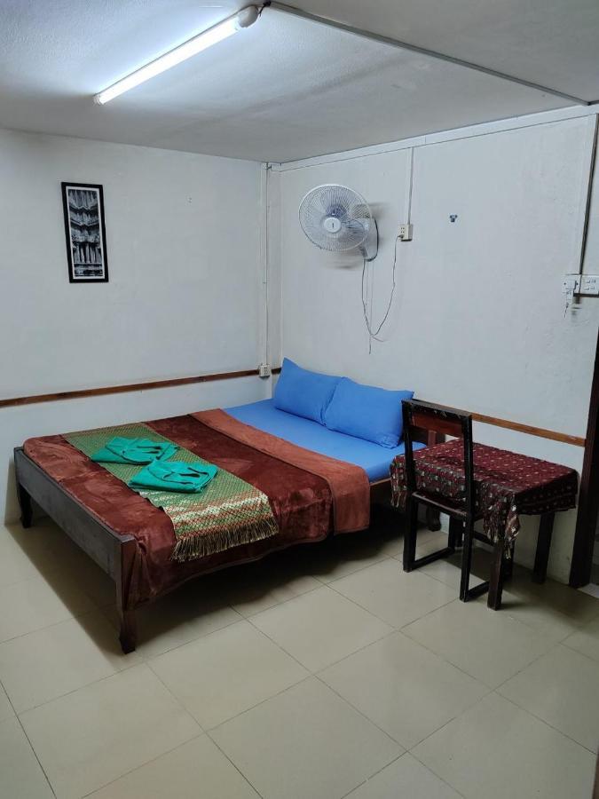 Soben Cafe Guesthouse & Restaurant Siem Reap Exterior foto